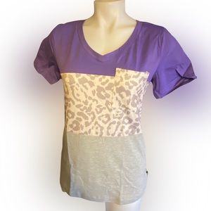 Womens leopard print pocket T-shirt NWOT